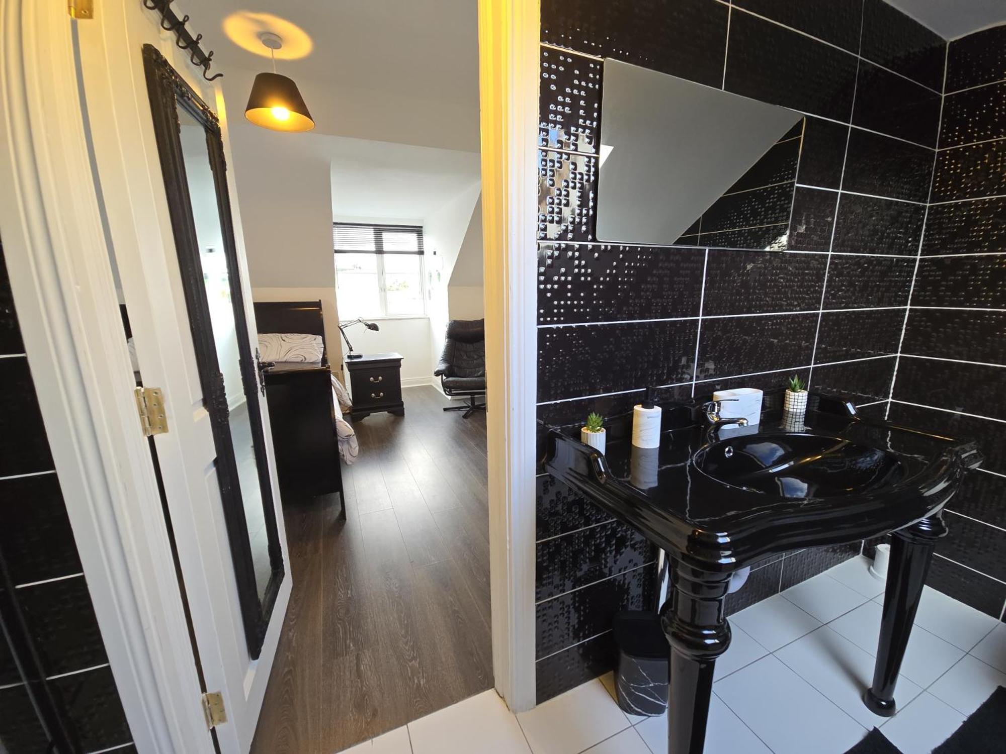 הוילה באלישנון Wild Atlantic Way - Retreat - Sleeps 12 מראה חיצוני תמונה